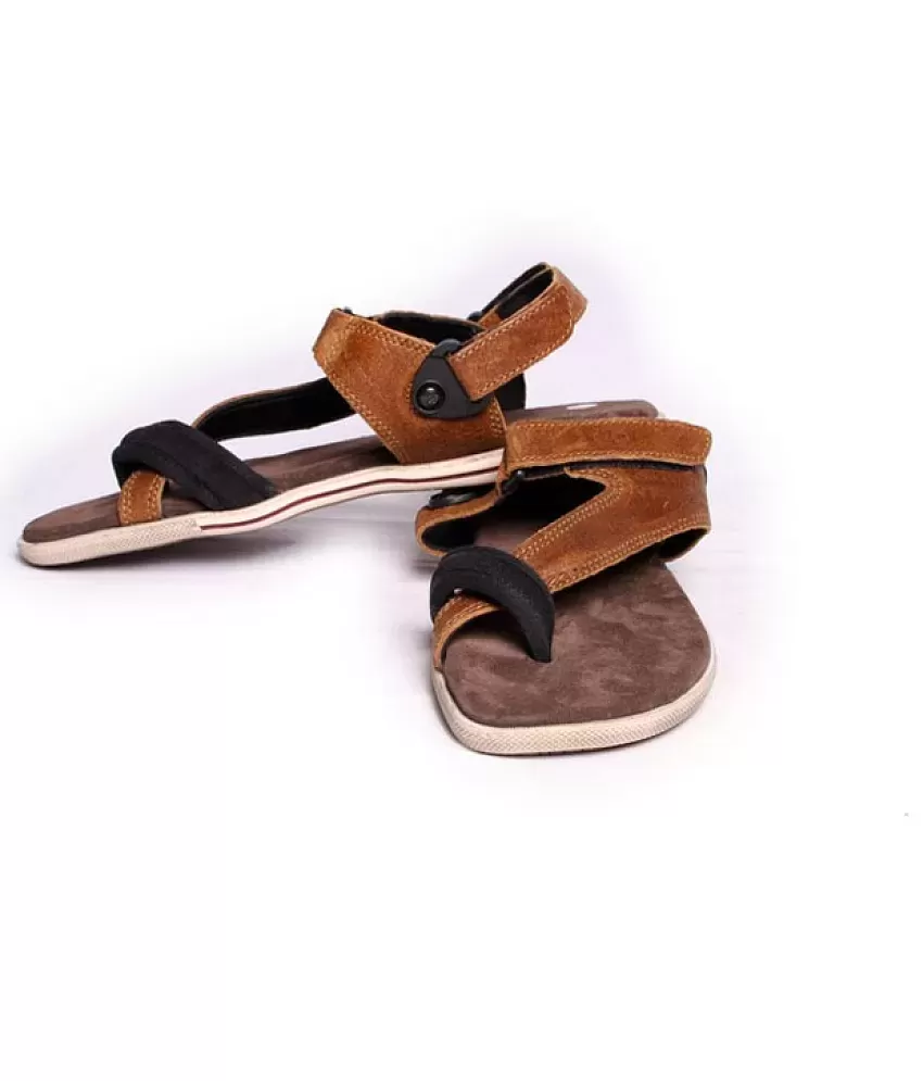Woodland Men's Leather Sandals and Floaters, CAMEL, 6 UK (40 EU) : Buy  Online at Best Price in KSA - Souq is now Amazon.sa: Fashion