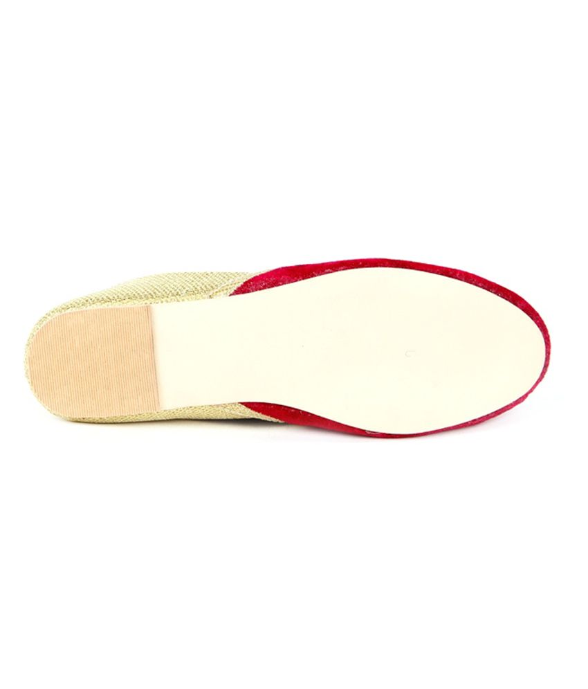 red velvet flat