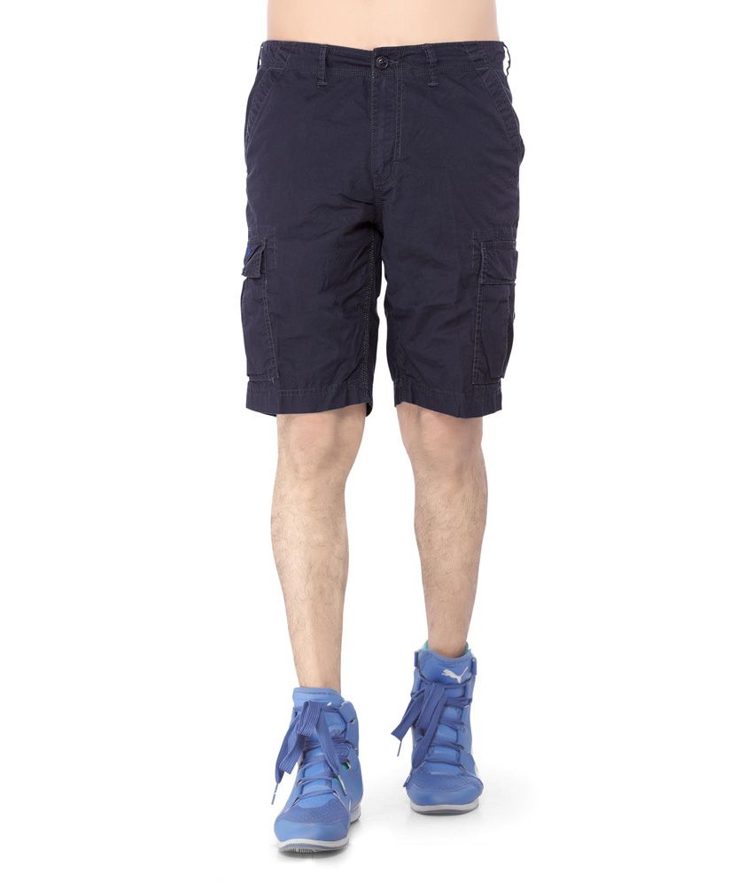 thin cargo shorts