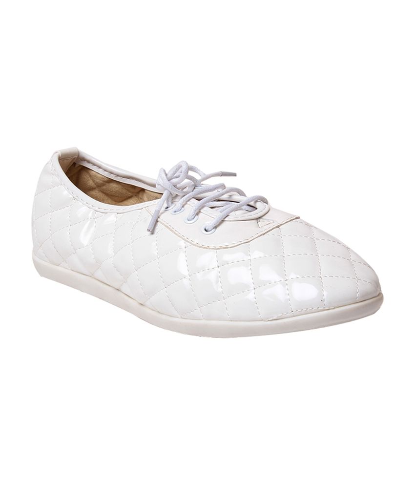 white casual shoes near me