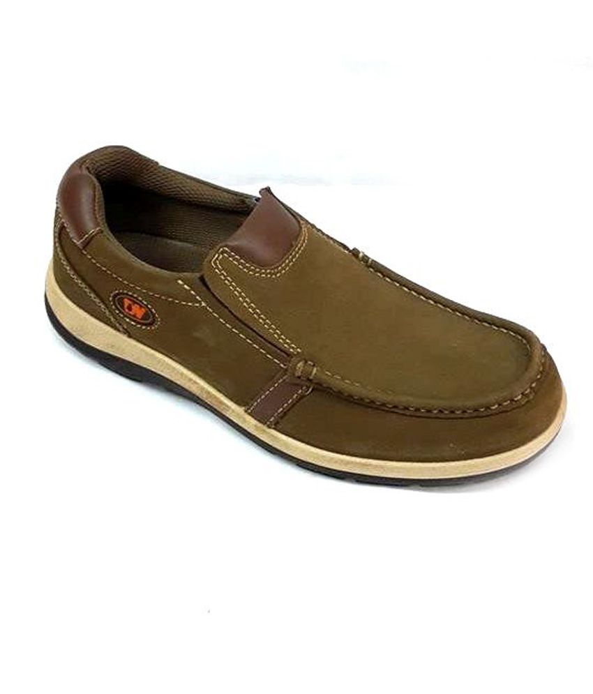 bata leather casual shoes