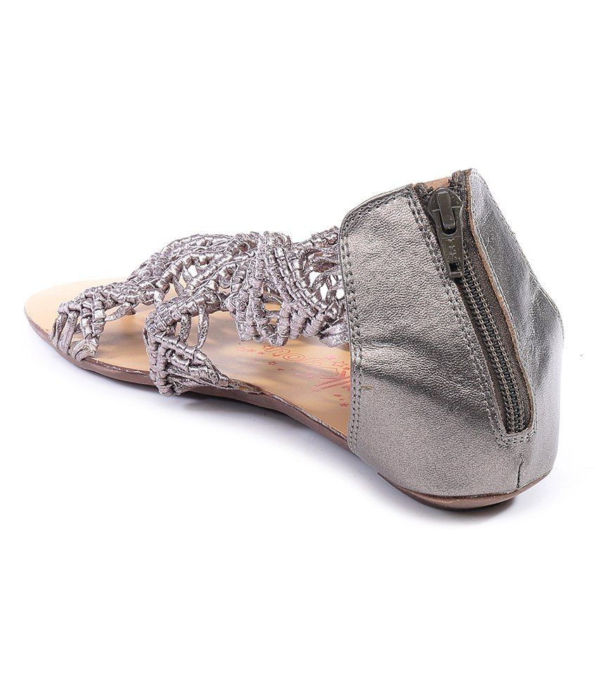 catwalk flat sandals