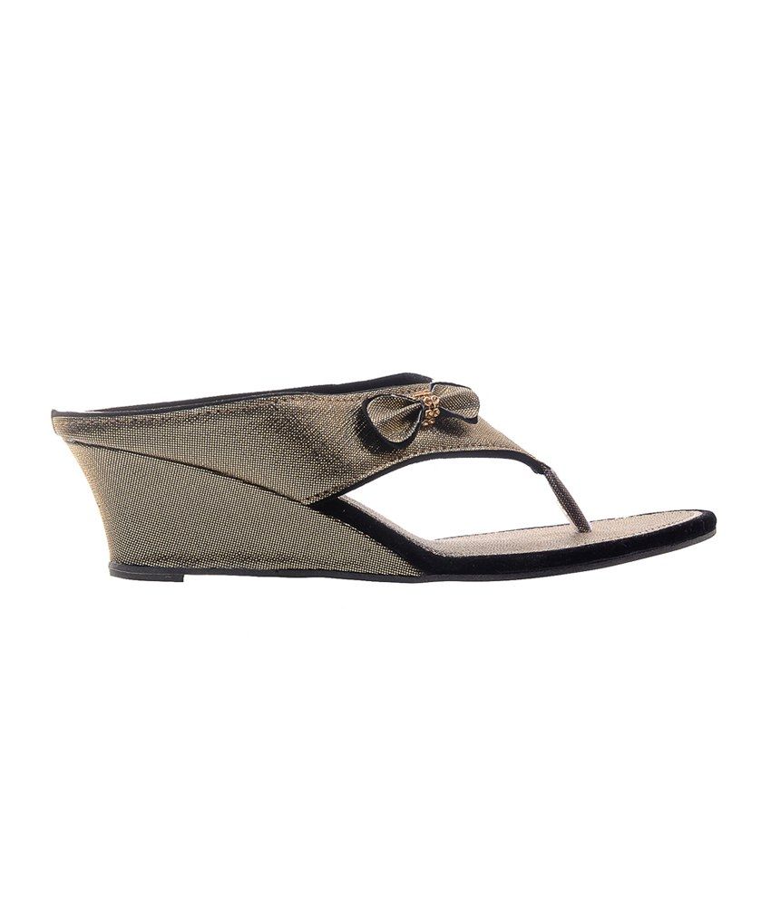 Porcupine Gold Party Wear Sandals Price in India- Buy Porcupine Gold Party Wear Sandals Online 