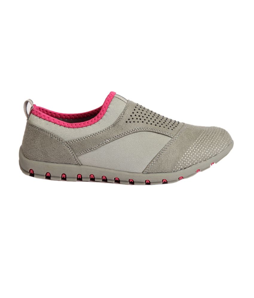 comfortable flat mules