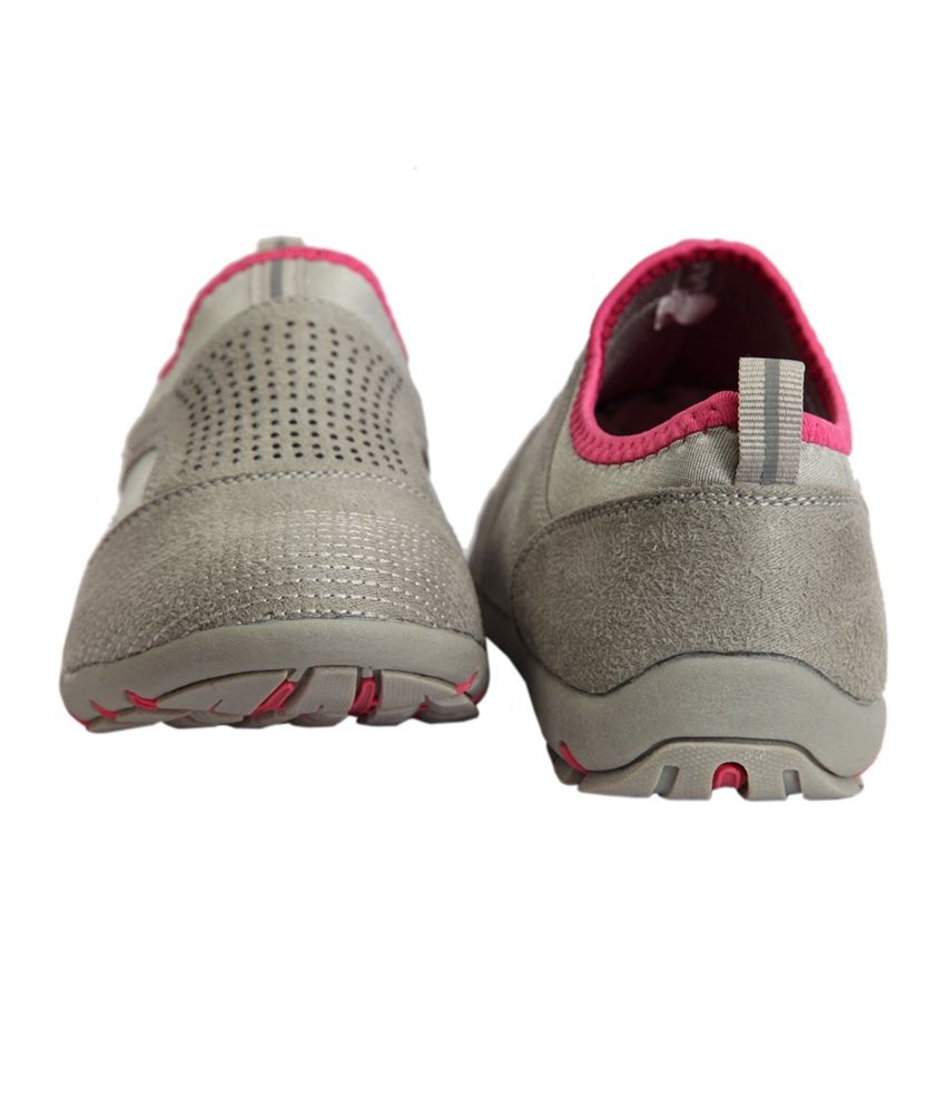 comfortable flat mules