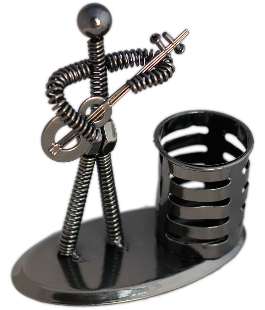 Tootpado Spring Guitarist Musical Nuts & Bolts Figure Metal Pen Stand