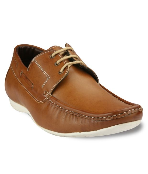 tan boat shoes women's