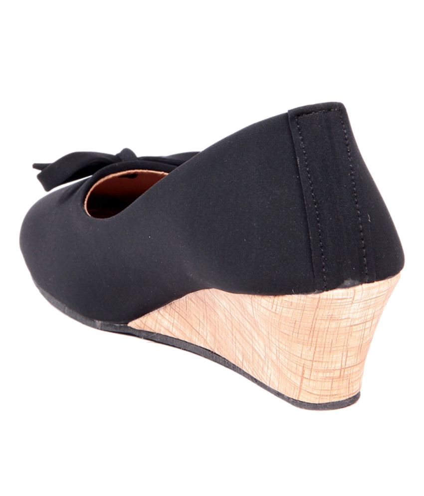 small wedge pumps