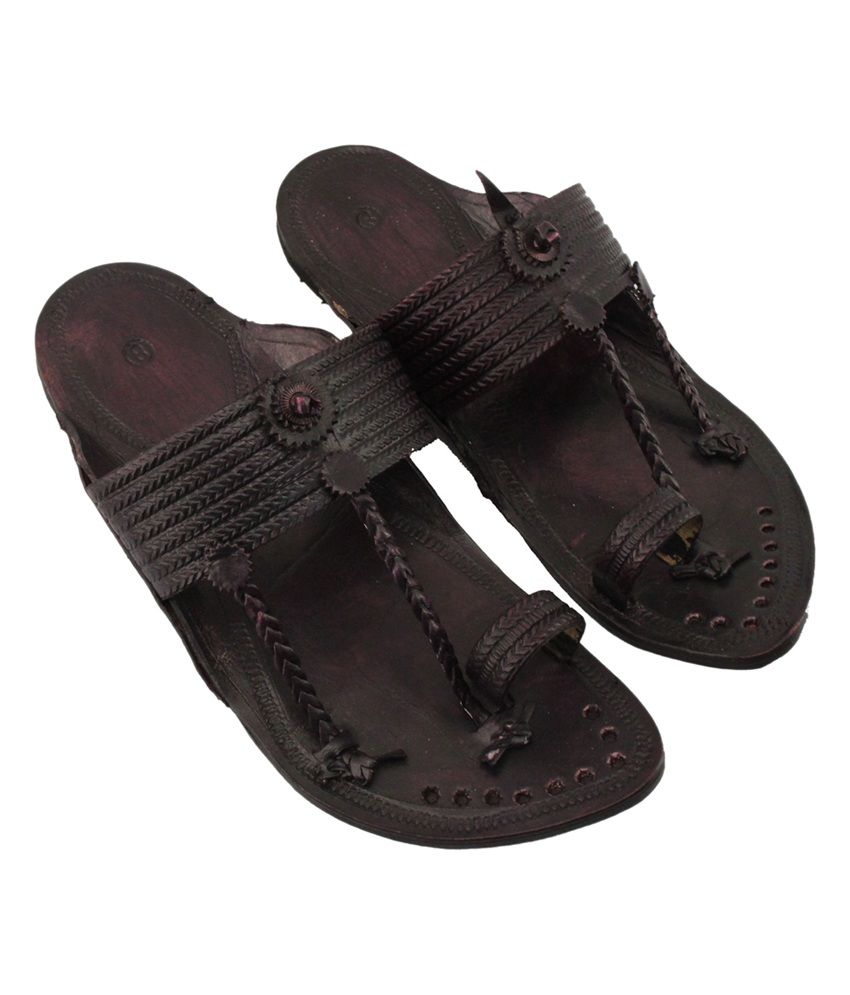 leather chappals for men online