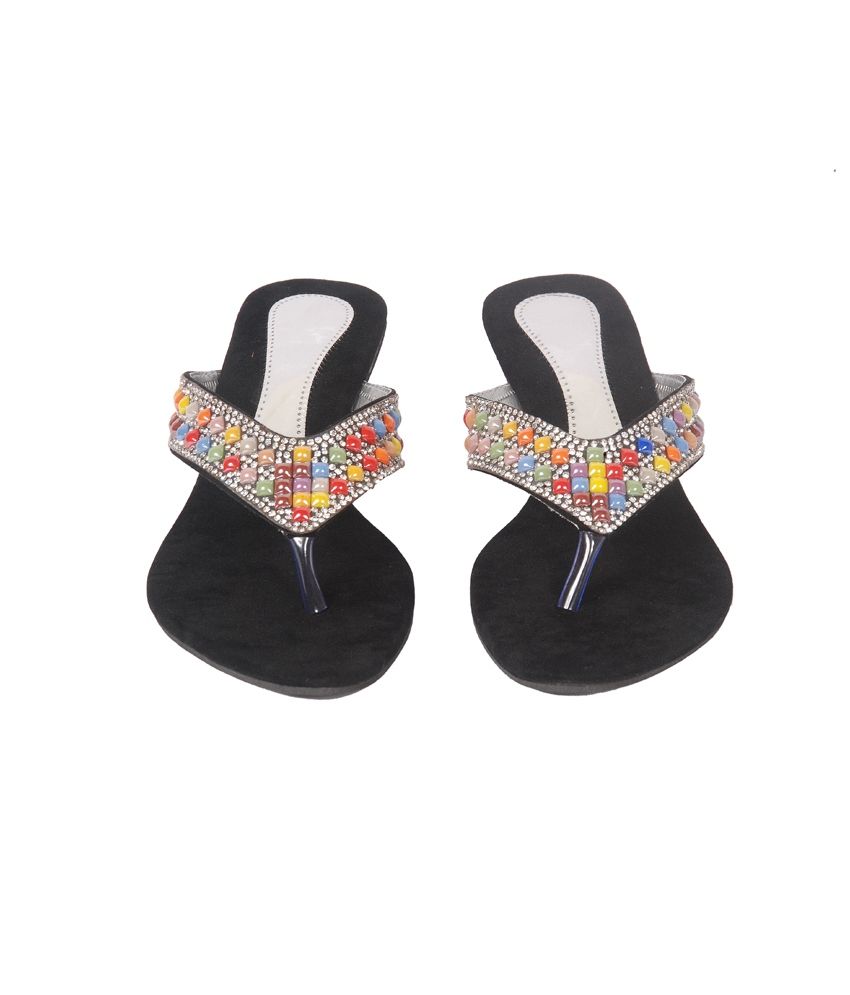 velvet ki chappal