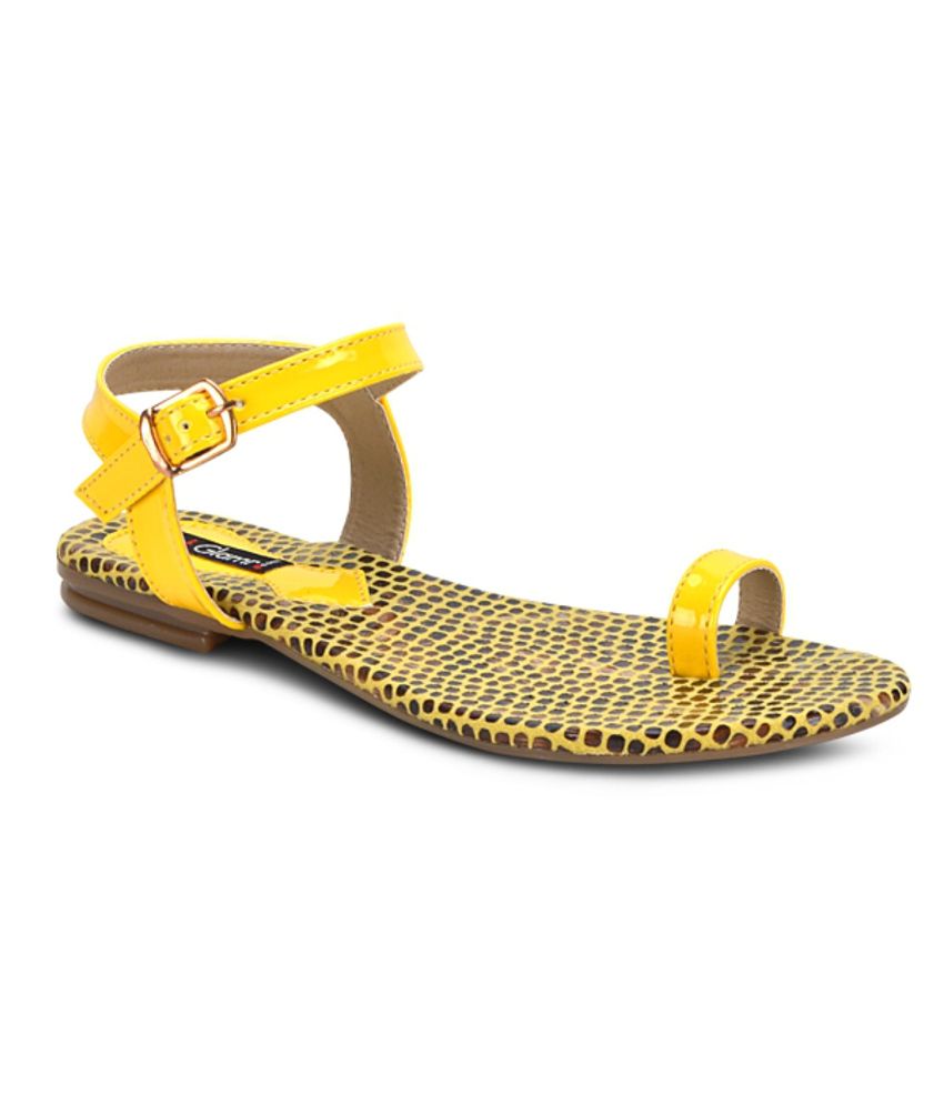 tevas for hiking reddit
