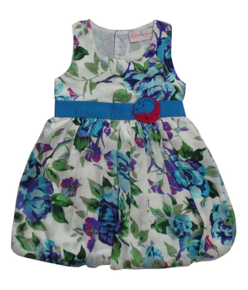 sleeveless short frock for women
