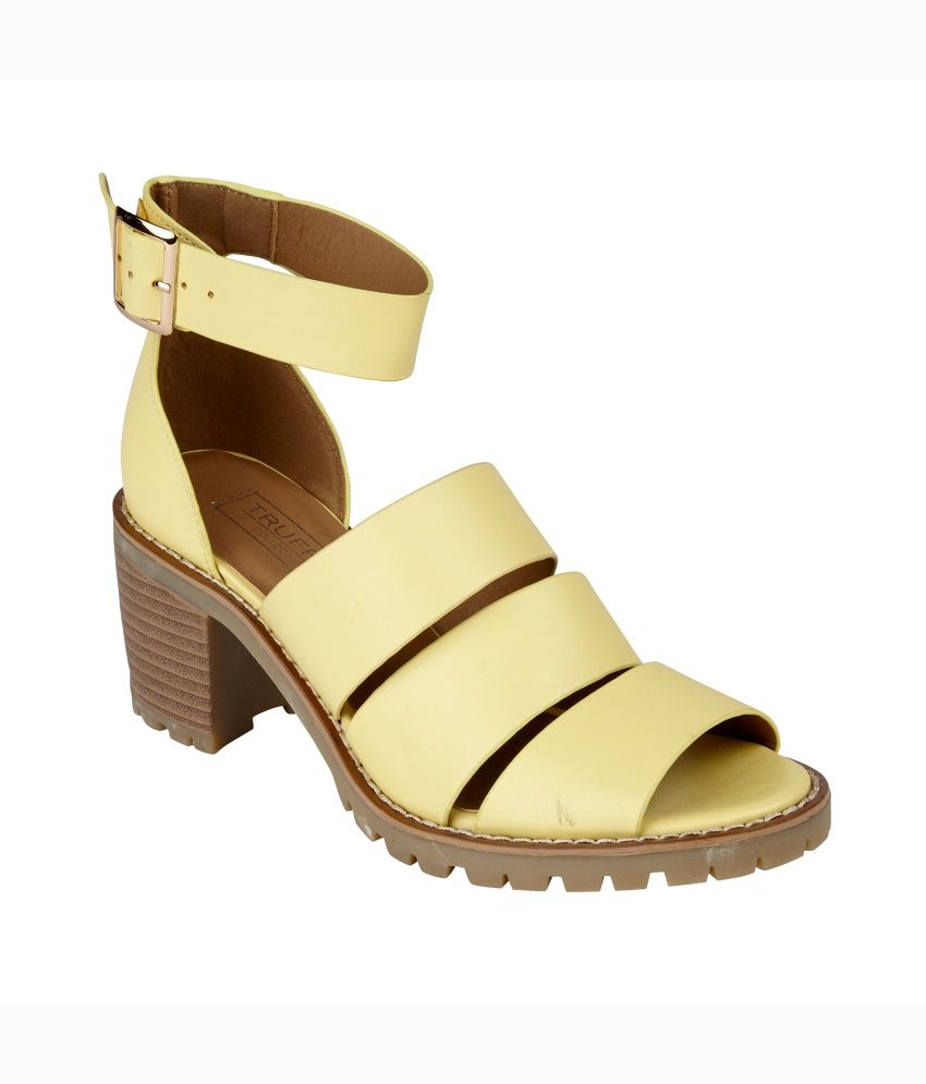 gold sandals at truworths