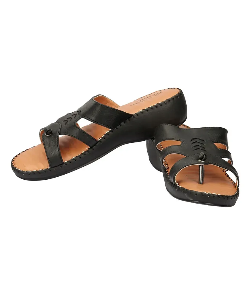 Action Florina Sandals (Natural, Black) in Patna at best price by Apana  Footwear - Justdial