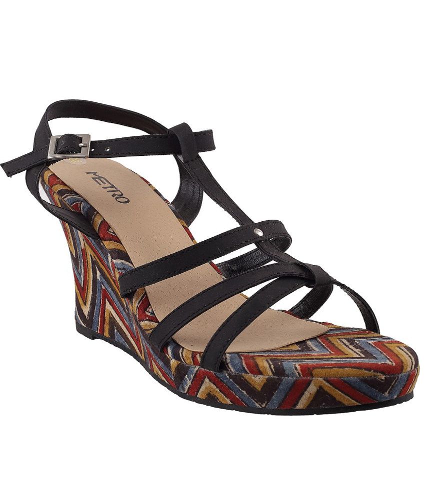 metro flat sandals