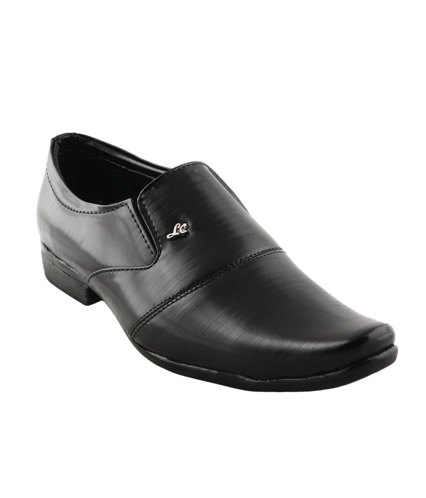 sketch shoes price