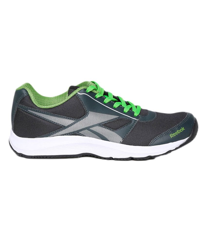 reebok sport shoes in flipkart