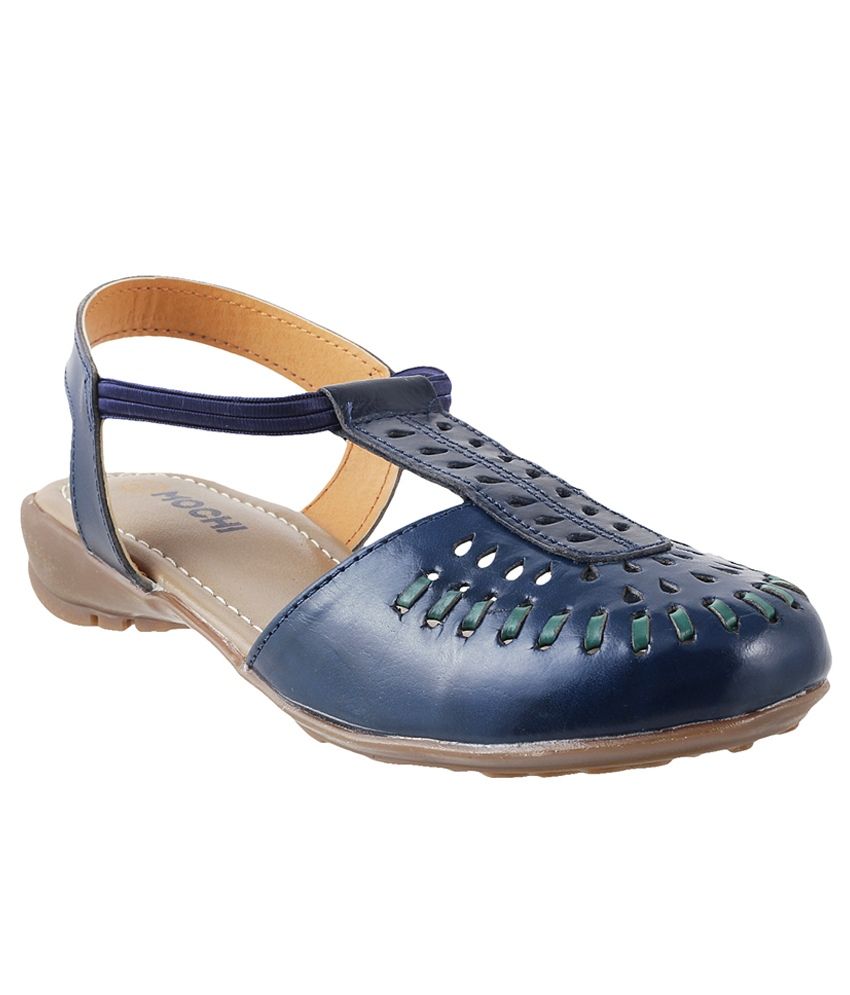 mochi flat sandals
