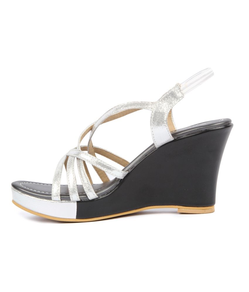curiozz sandals