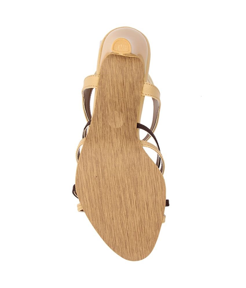 curiozz sandals