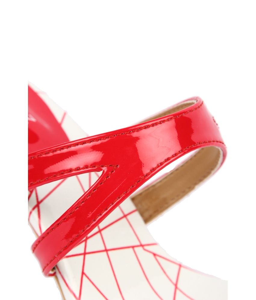 Curiozz Red Leather Medium Heel Sandals Price in India- Buy Curiozz Red Leather Medium Heel 
