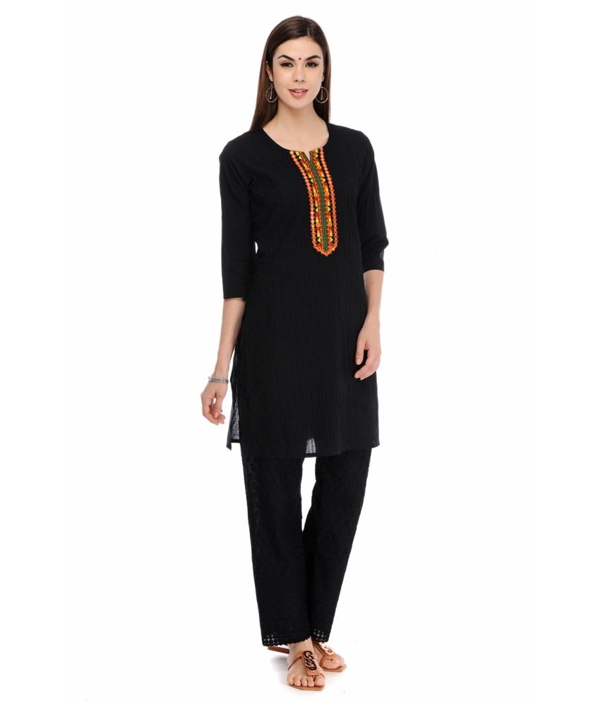 Taaga Black Cotton Printed Round Neck Kurti - Buy Taaga Black Cotton ...