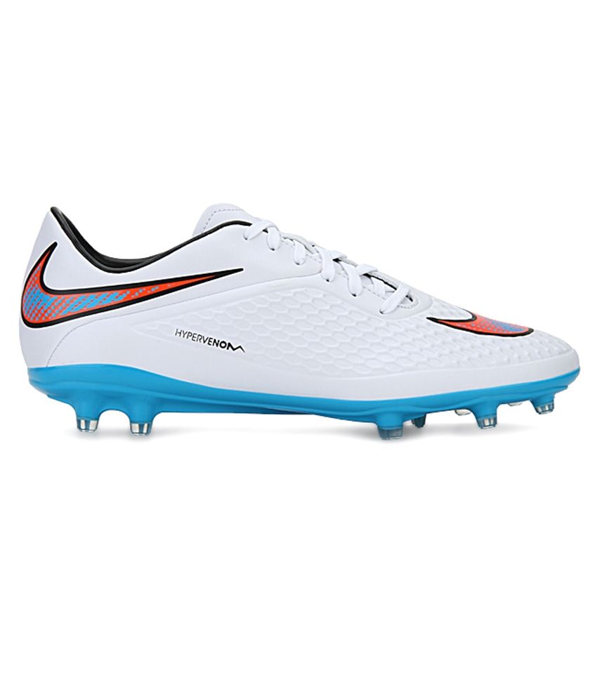 nike hypervenom online