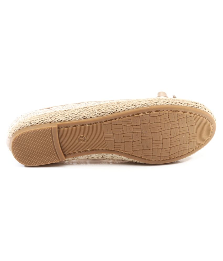 Inc.5 Beige Flat Ballerinas Price in India- Buy Inc.5 Beige Flat ...