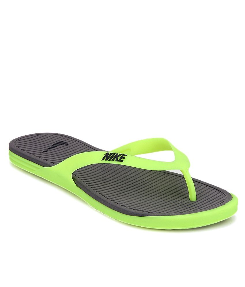 Nike Matira Thong Slippers Price in India- Buy Nike Matira Thong Slippers Online at Snapdeal