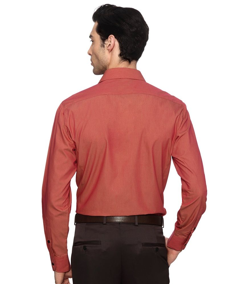 van heusen red tshirt