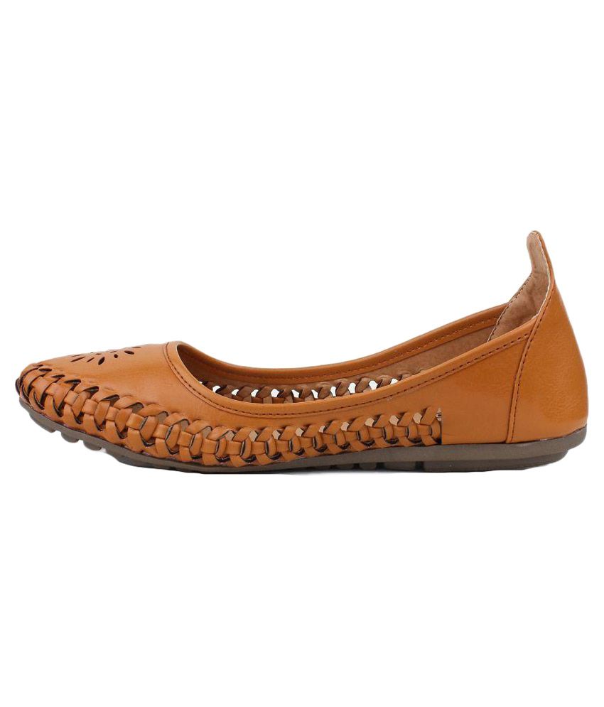 tan leather ballerinas