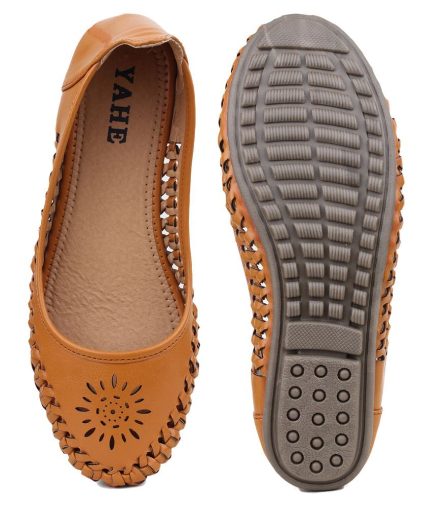 tan leather ballerinas