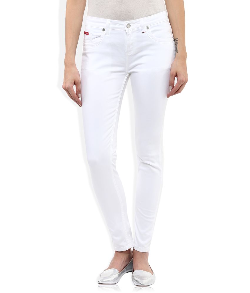 white slim fit jeans