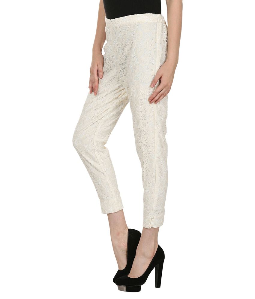 white casual pants