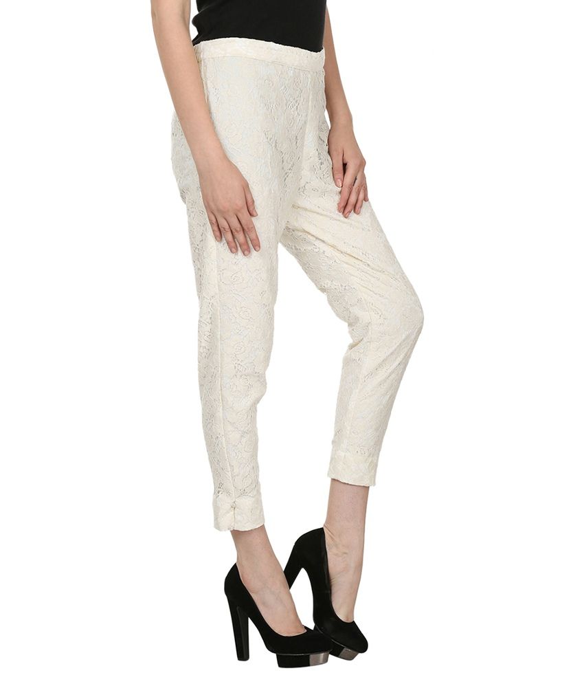 white casual pants