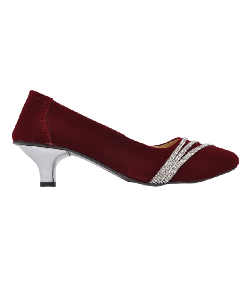 Altek Maroon Kitten Heeled Pumps Price in India- Buy Altek Maroon Kitten Heeled Pumps Online at 