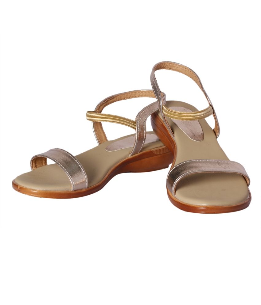 flat heels online