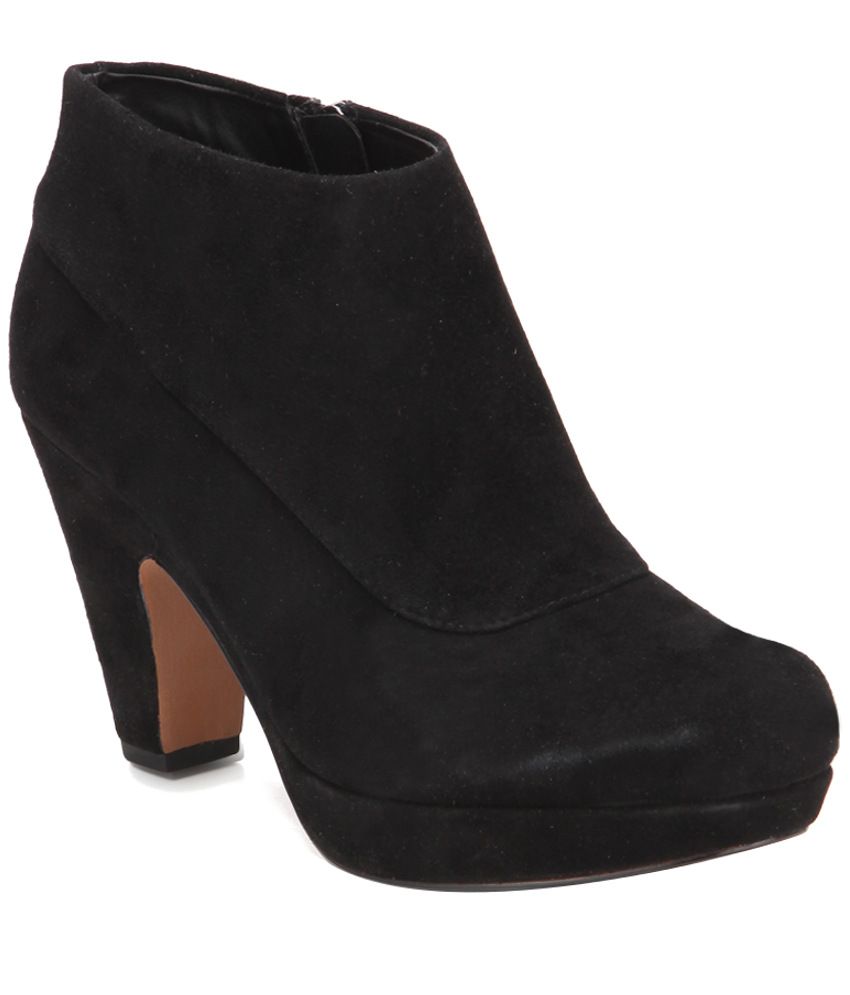 clarks long black boots