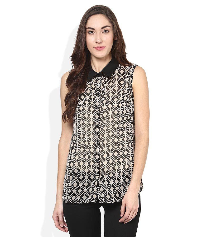 womens beige sleeveless tops