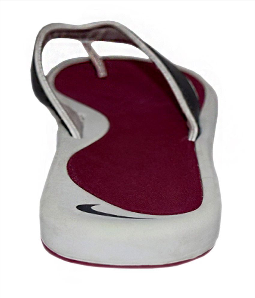 maroon nike flip flops