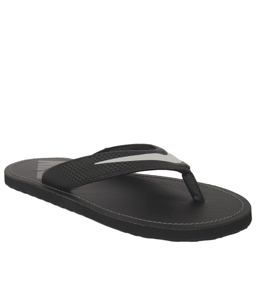 nike flip flops offers