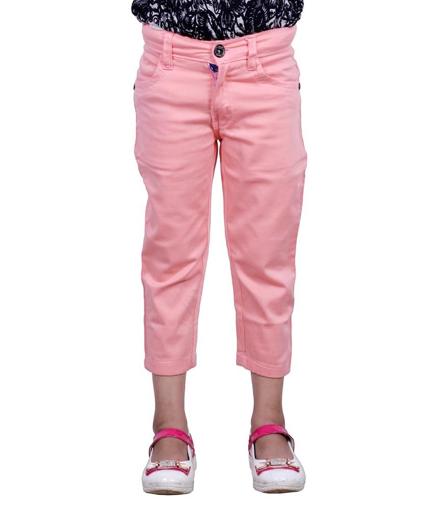 pink capri trousers