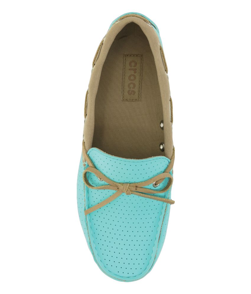 womens turquoise crocs