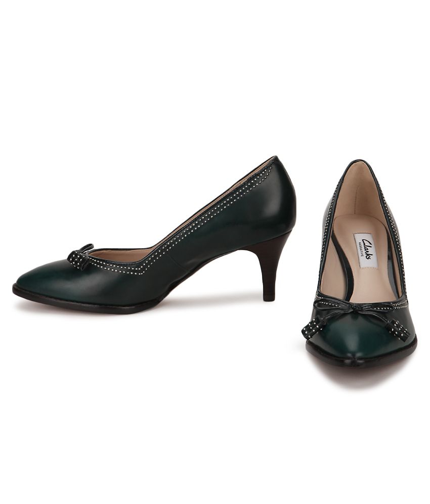 clarks heels green