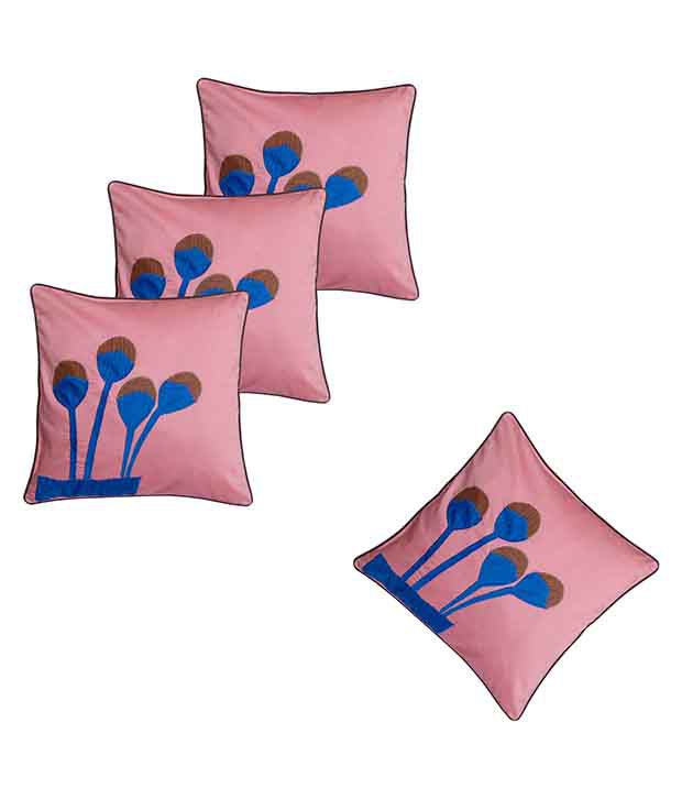     			Hugs'n'Rugs Pink Cotton Cushion Covers - Set Of 4