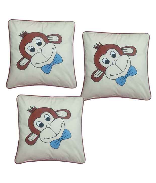     			Hugs'n'Rugs White Cotton Cushion Covers - Set Of 3