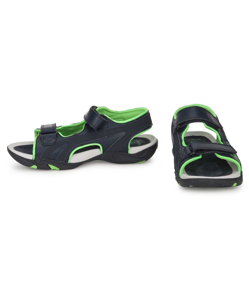 clarks flip flops kids green