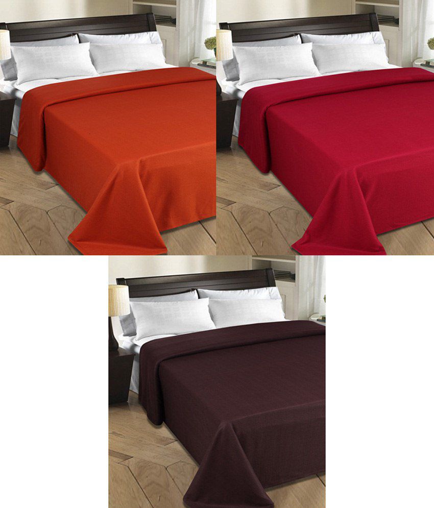     			Candy House Red Polar Fleece Double Bed Blanket Set Of 3