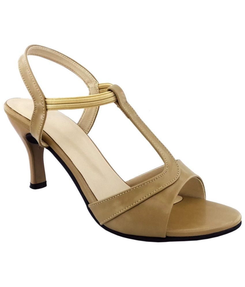 Tipcat Beige Stiletto Heels Price in India- Buy Tipcat Beige Stiletto ...