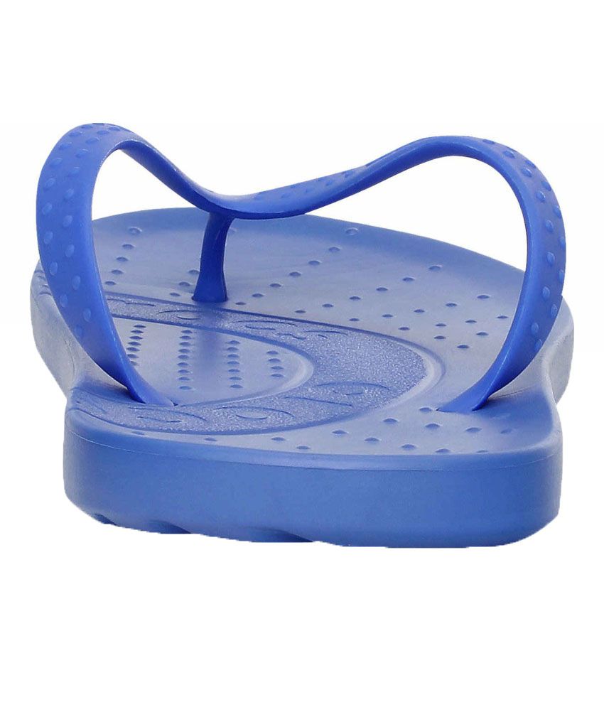 Crocs Relaxed Fit Blue Flip Flops For Kids Price in India- Buy Crocs ...